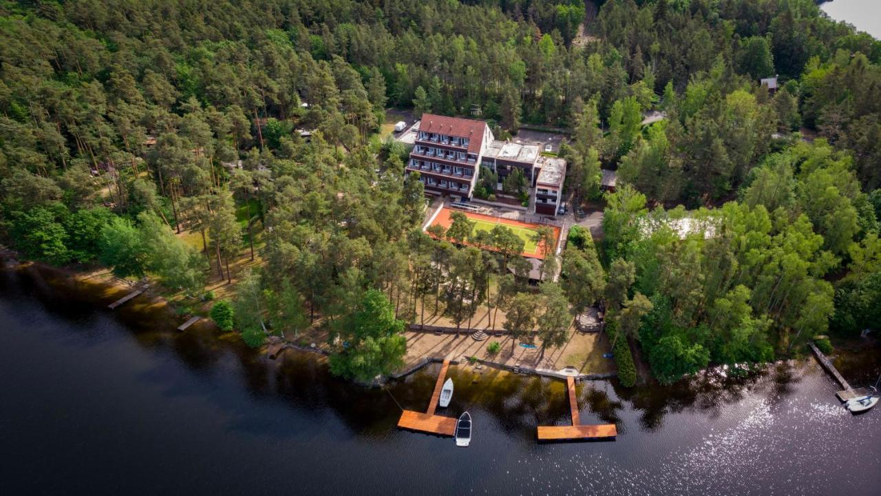 Hotel Hladina Nebrich المظهر الخارجي الصورة